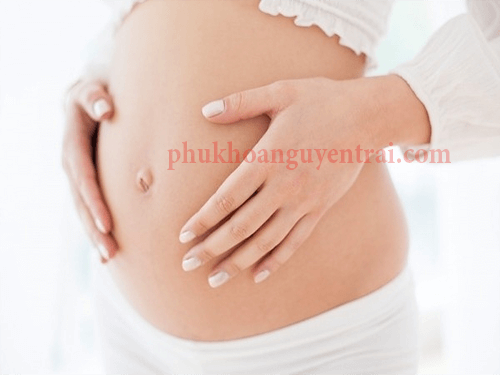 mẹ bầu bị đầy bụng khi mang thai 3 tháng đầu